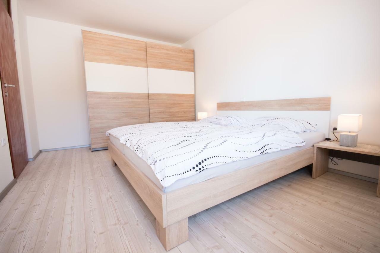 Apartment Tiara 2 Rodine ภายนอก รูปภาพ